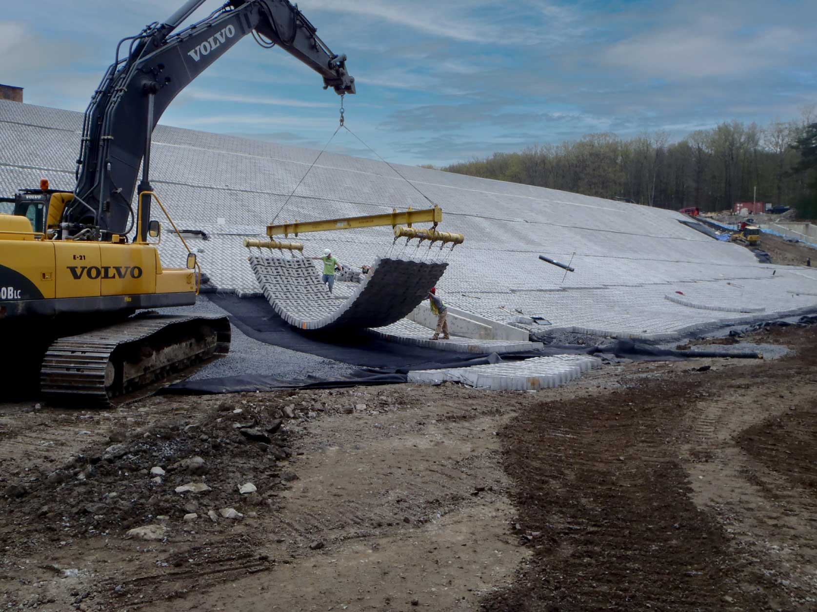 Dam during remediation