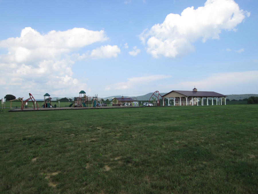 Thomas Strewart Park - Playground & Pavilion distance view