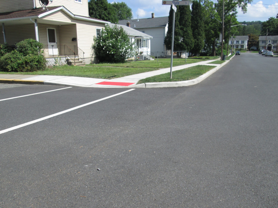 Grand Ave Sidewalk & Curbing - State Street Corner